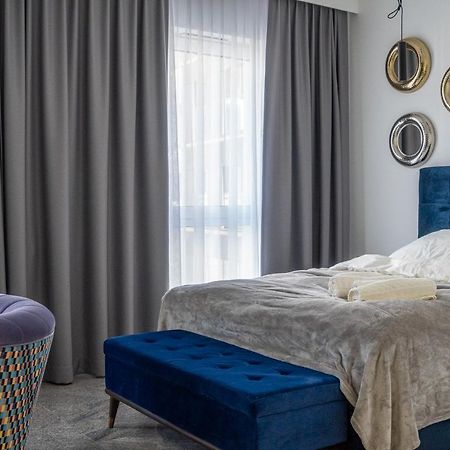Roadway Silniczna Z Garazem Podziemnym Apartment Келце Екстериор снимка