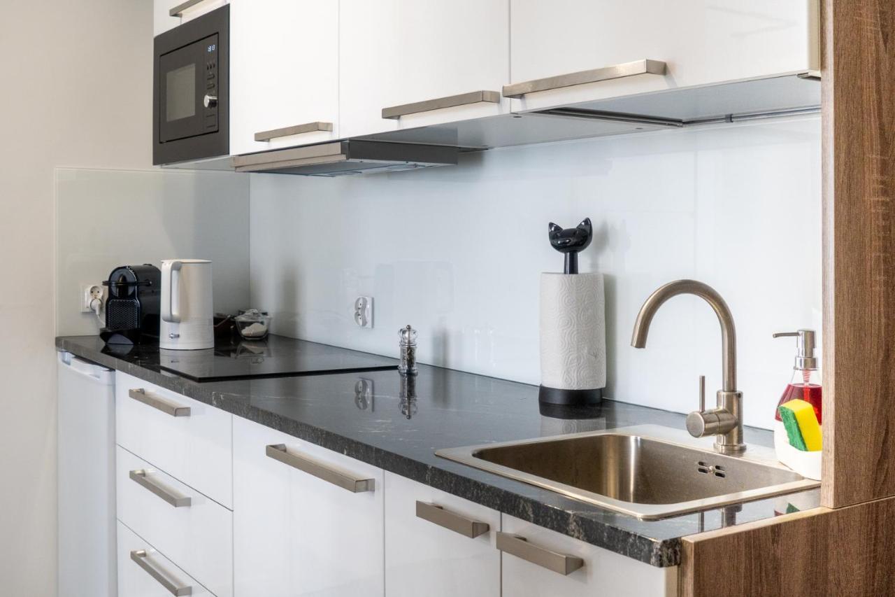 Roadway Silniczna Z Garazem Podziemnym Apartment Келце Екстериор снимка